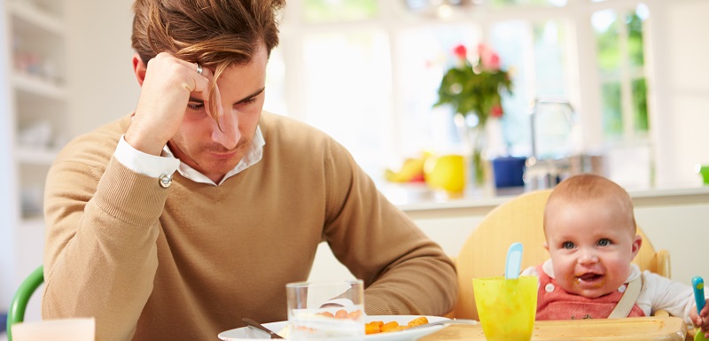 Les pères, ces oubliés de la dépression post-natale !